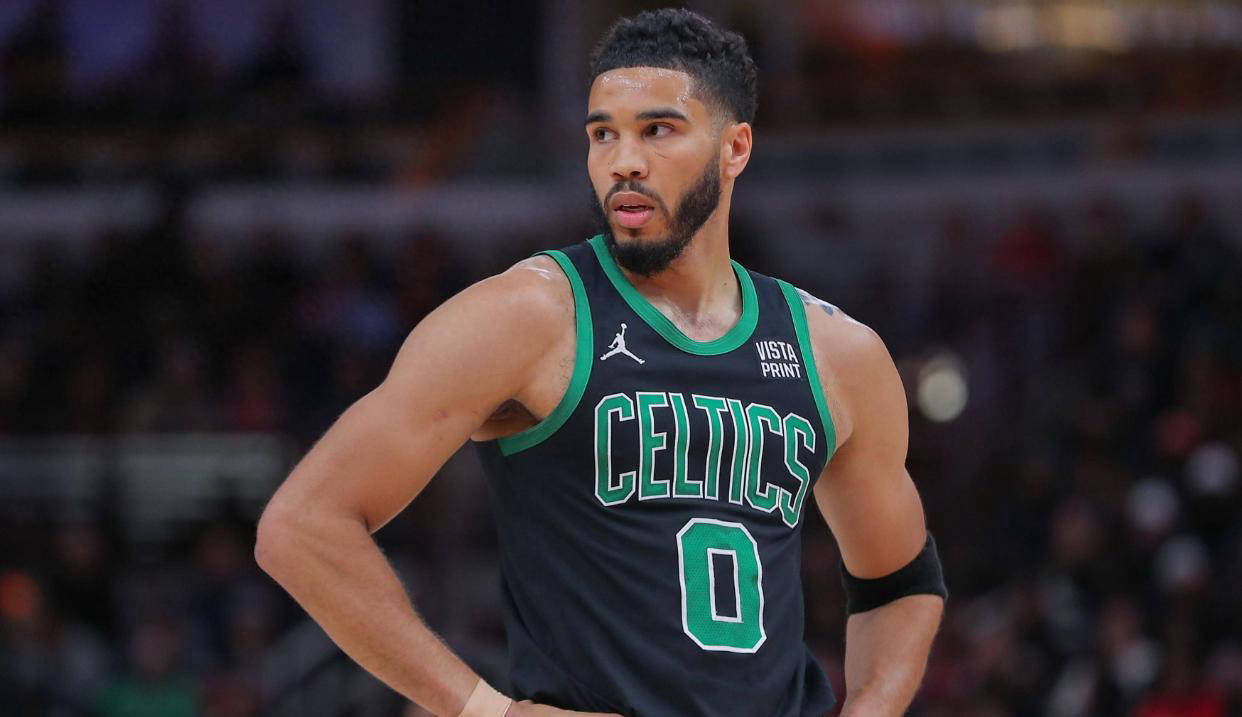 -关于塔图姆迎来三赛季高光表现，SKT球迷沸腾！的信息